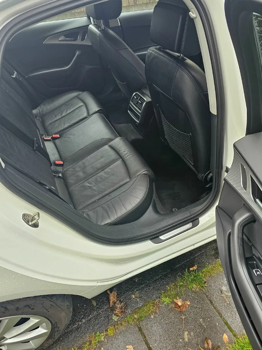 Audi A6 2014 - Image 2