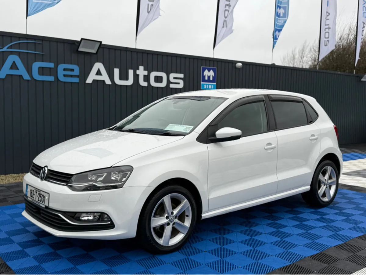 Volkswagen Polo HIGHLINE - 1.2 PETROL - AUTO - 12M - Image 2