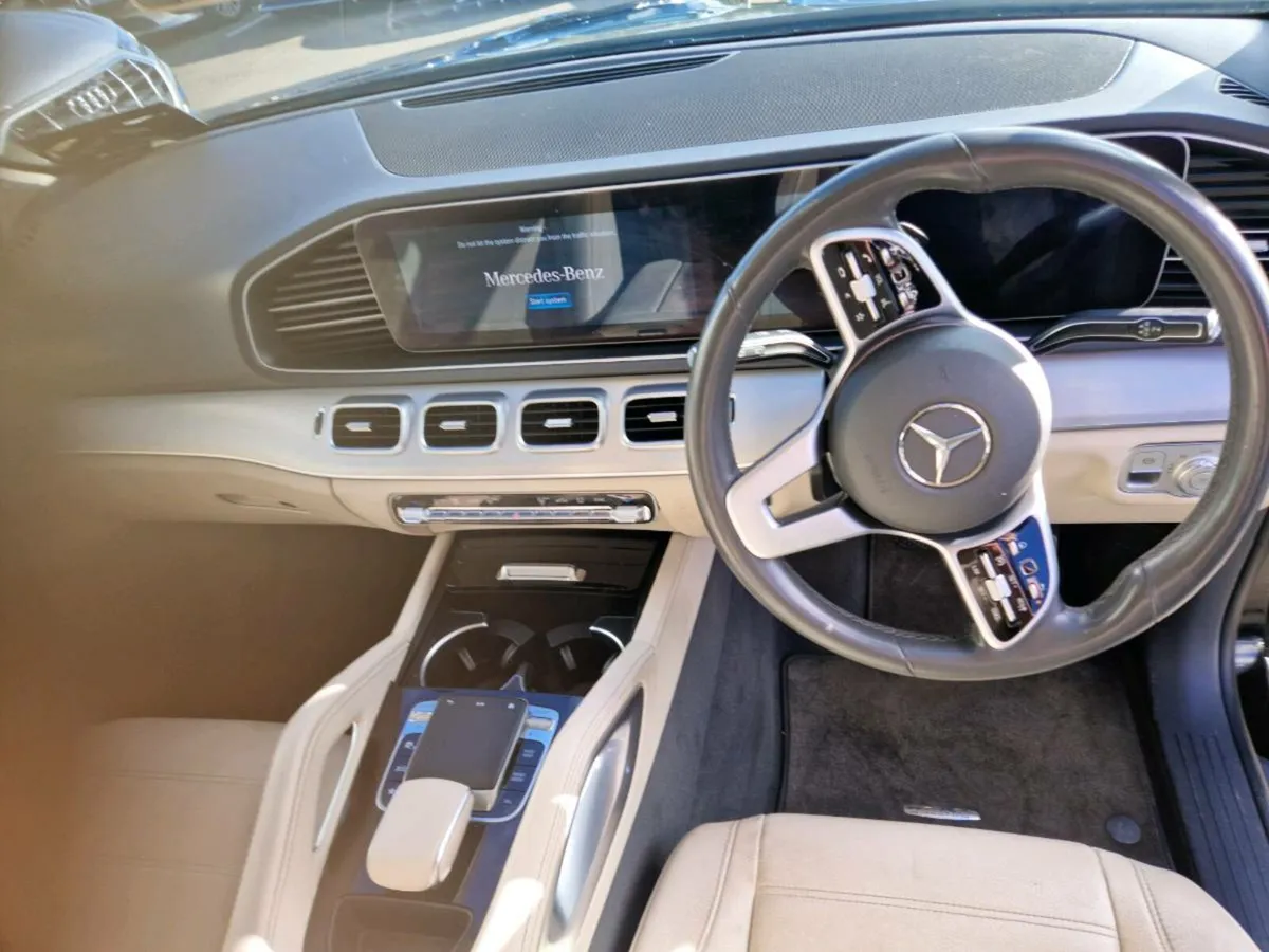 MERCEDES BENZ GLE 300d AMG LINE 4MATIC - Image 2
