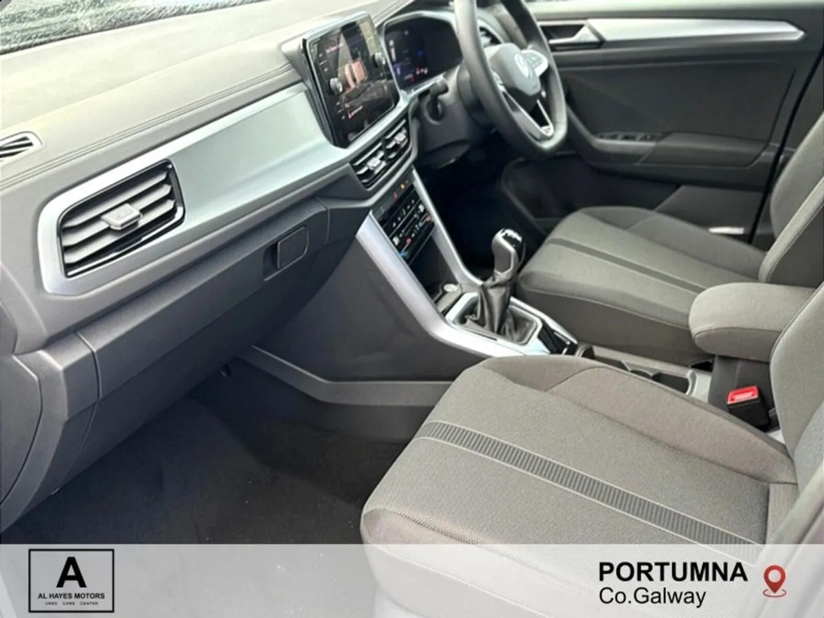 Volkswagen T-Roc EDITION 75 2.0TDI M6F 116HP - Image 4