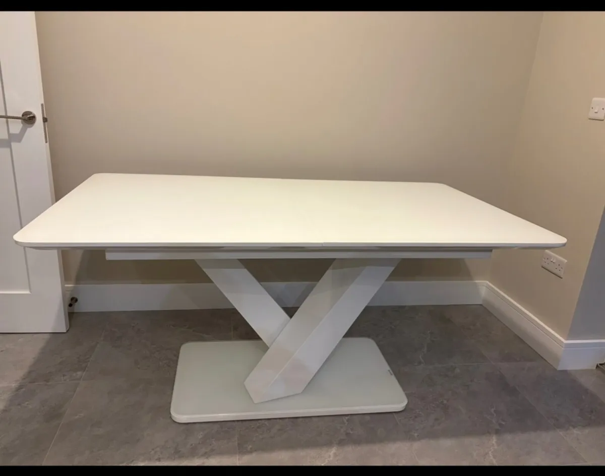 Extendable Dining Table - Image 1