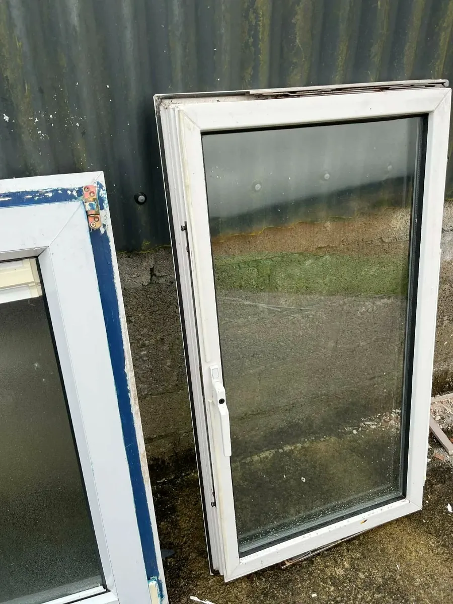 FREE BATHROOM WINDOW - Image 2