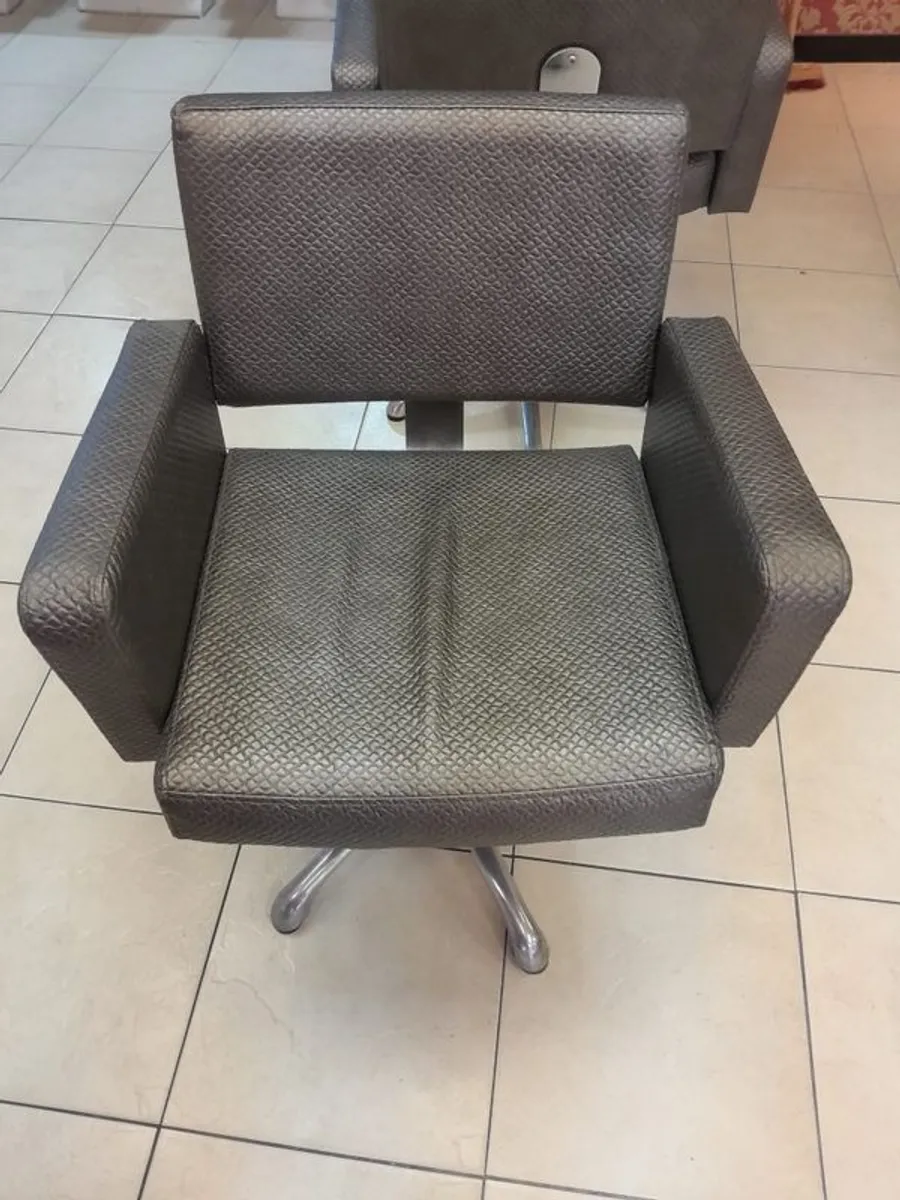 hair and beauty - Image 3