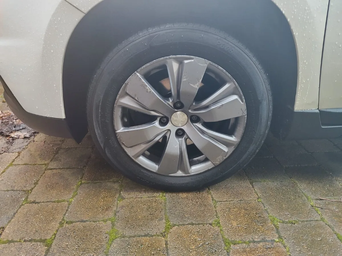 Peugeot 2008 2018 - Image 3