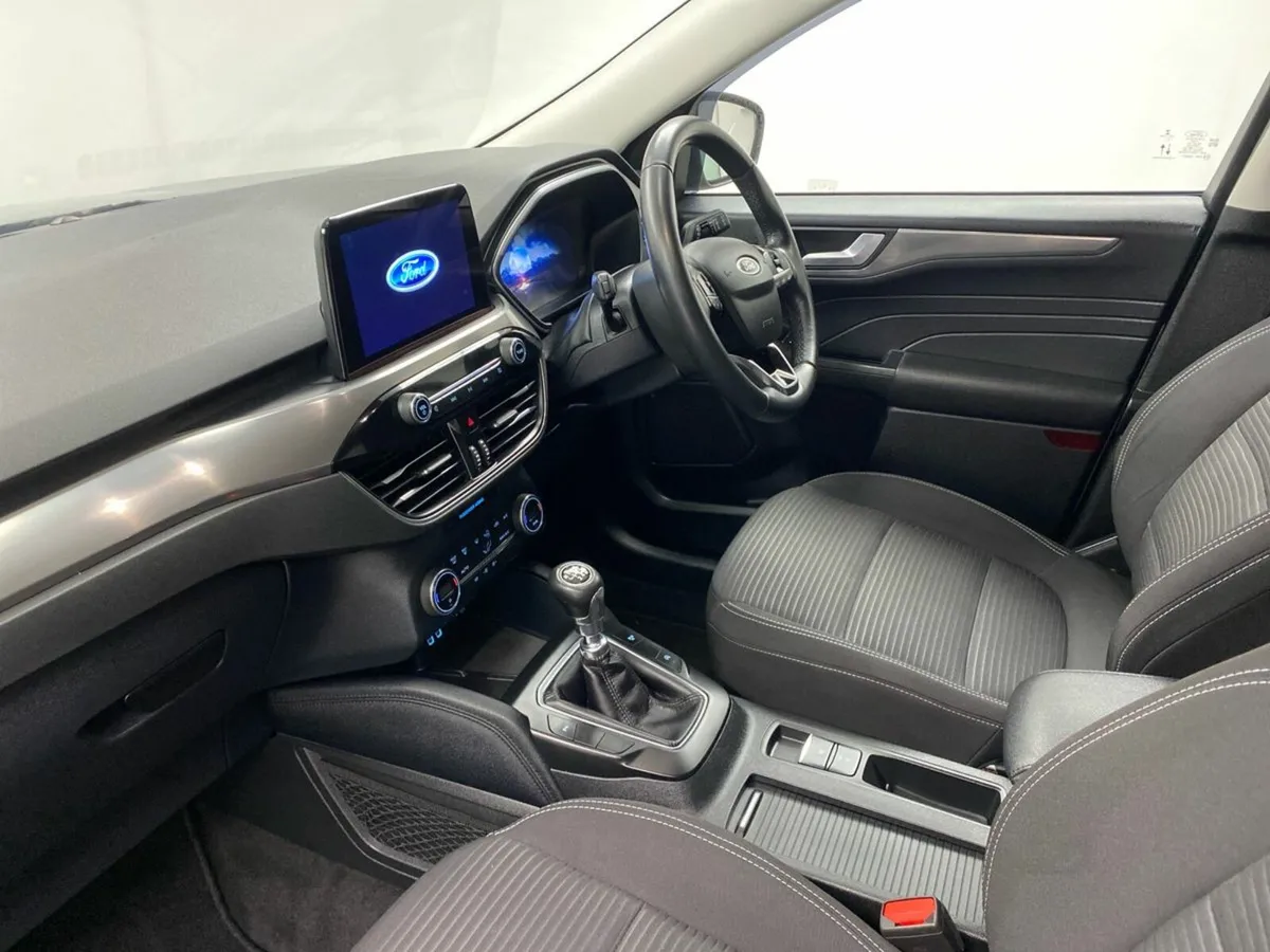 Ford Kuga KUGA TITANIUM 1.5 TD 120 S6.2 M - Image 3