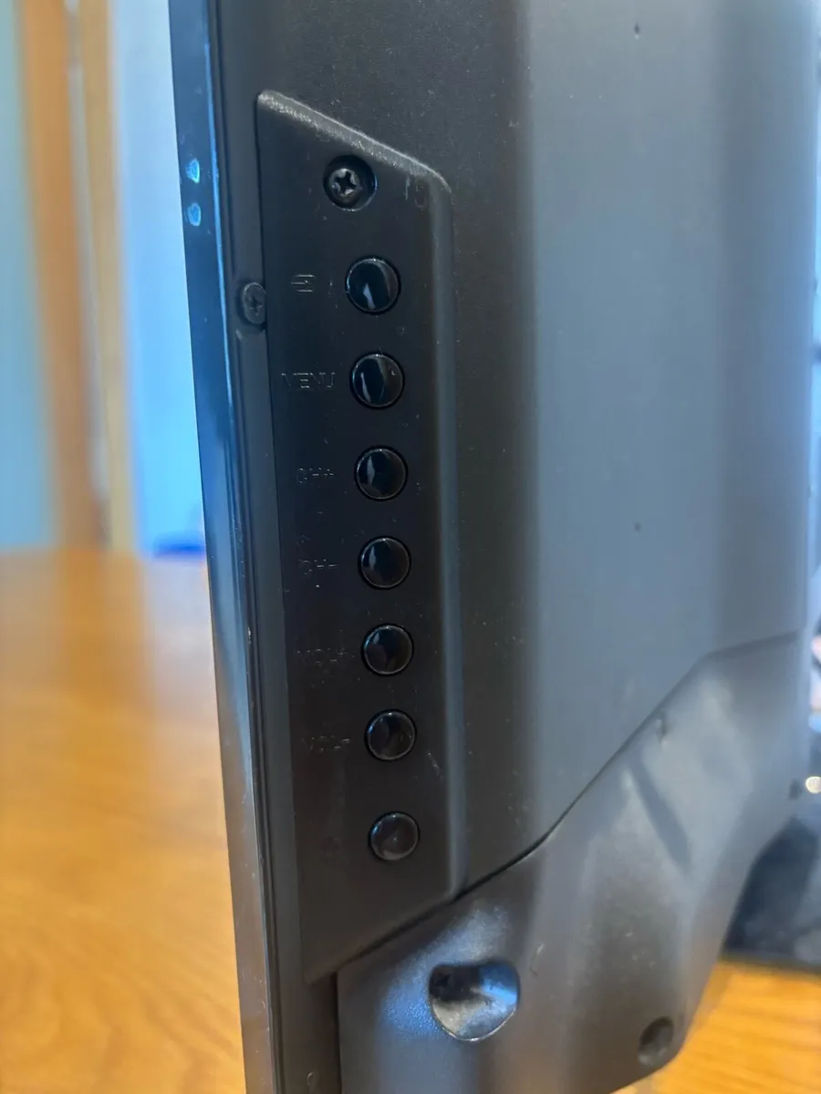 32’’ JVC TV - Image 3