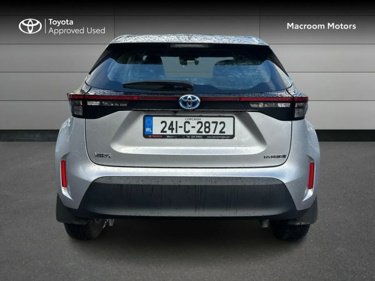 Toyota Yaris Cross FRESH SELECTION OF TRADE-INS YA - Image 4