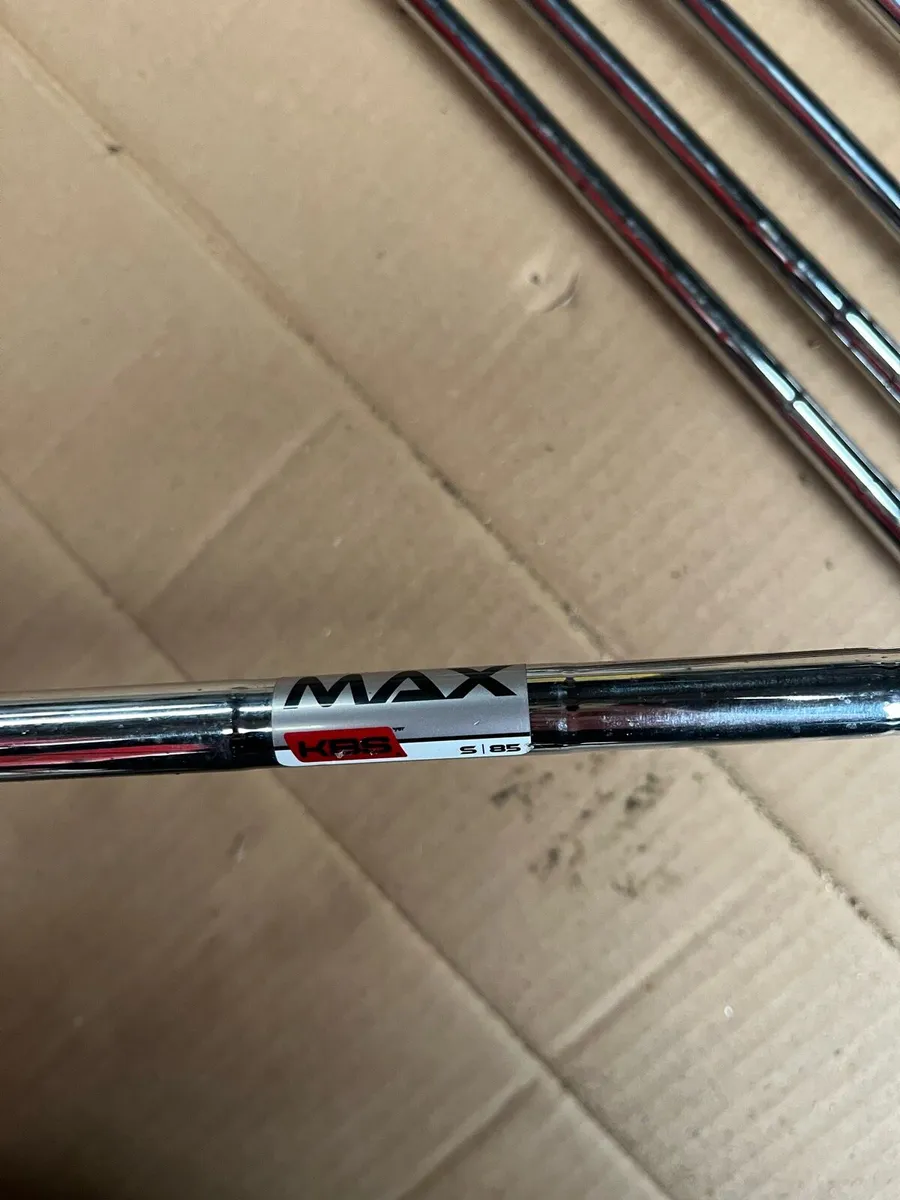 Taylormade sim2 max irons - Image 3