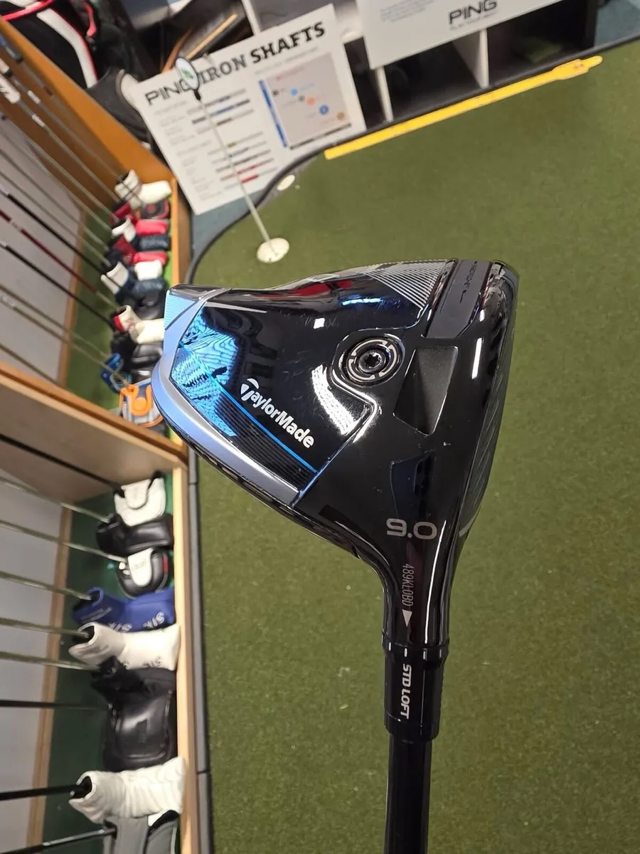 As New Taylormade Qi10 Driver - Image 2