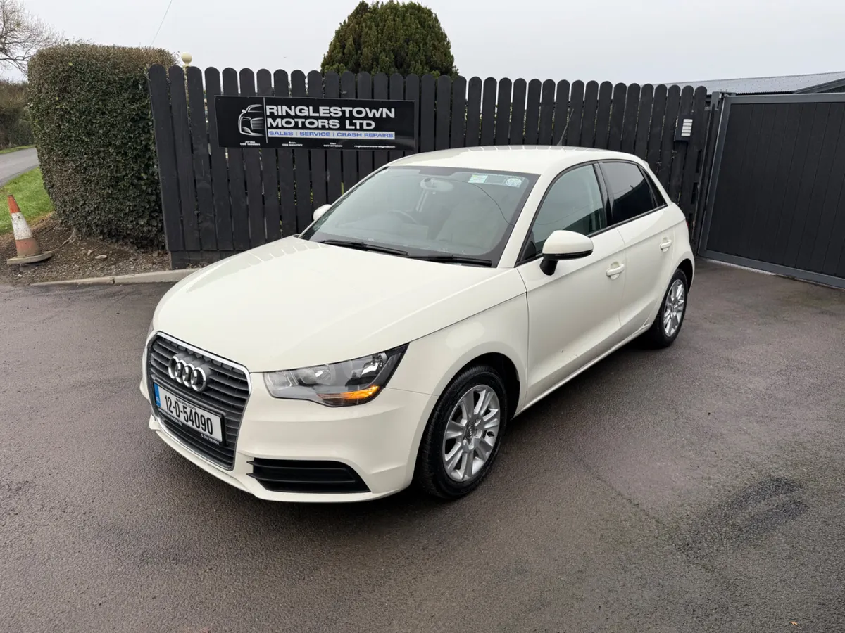 Audi A1 2012 1.6TDI Manual - Image 3