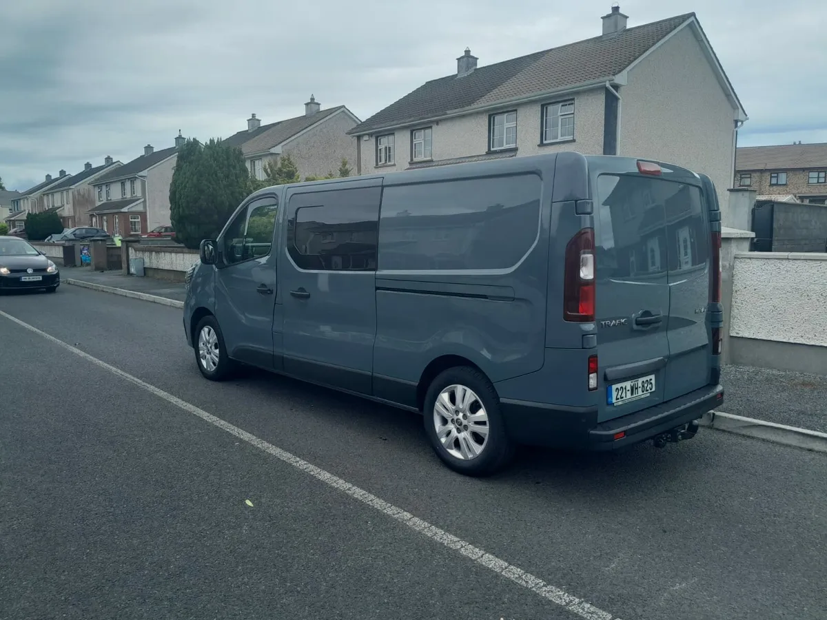 Renault trafic crewcab - Image 3