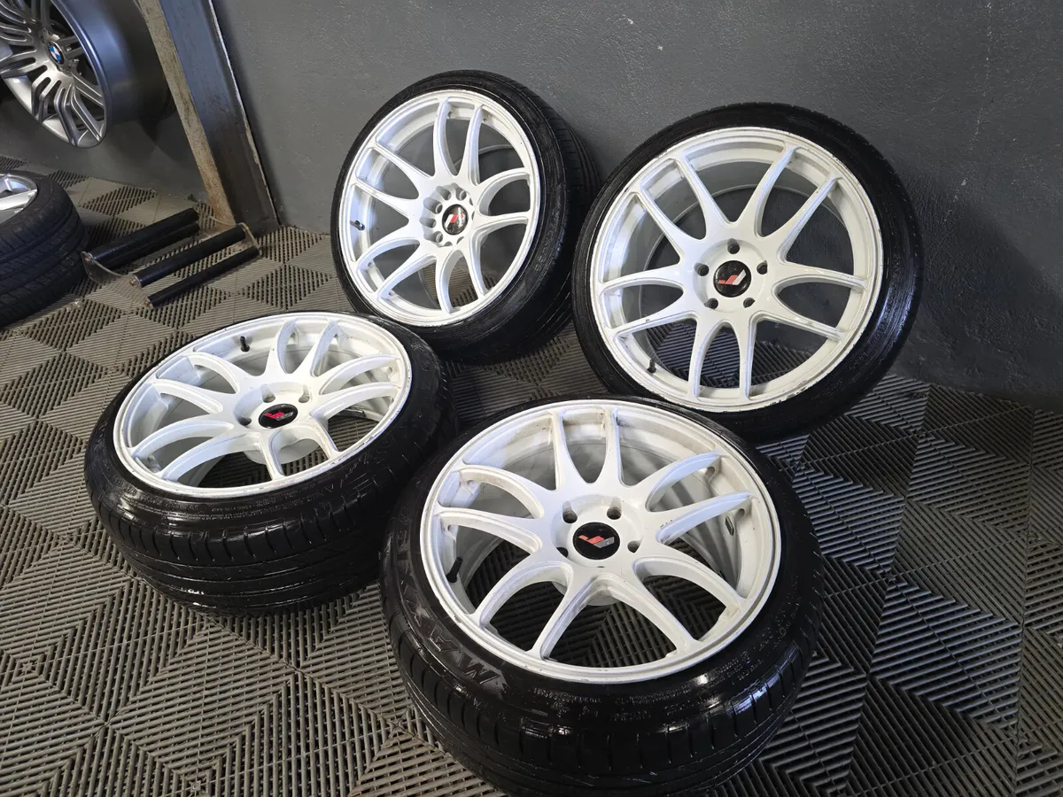 18" Japan Racing JR-29 5x114.3 - Image 2