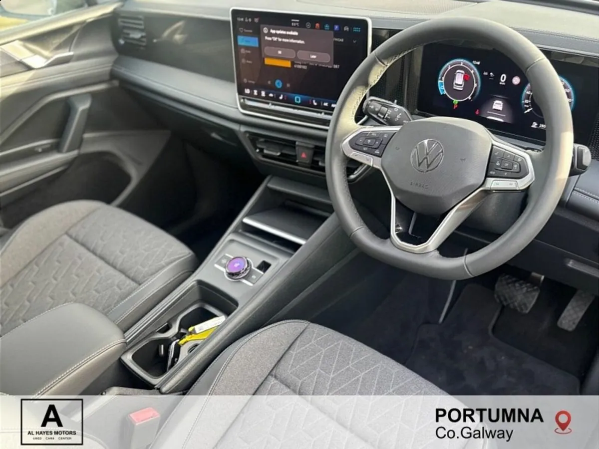 Volkswagen Tiguan AUTOMATIC EDITION 2.0 TDI 150HP - Image 2