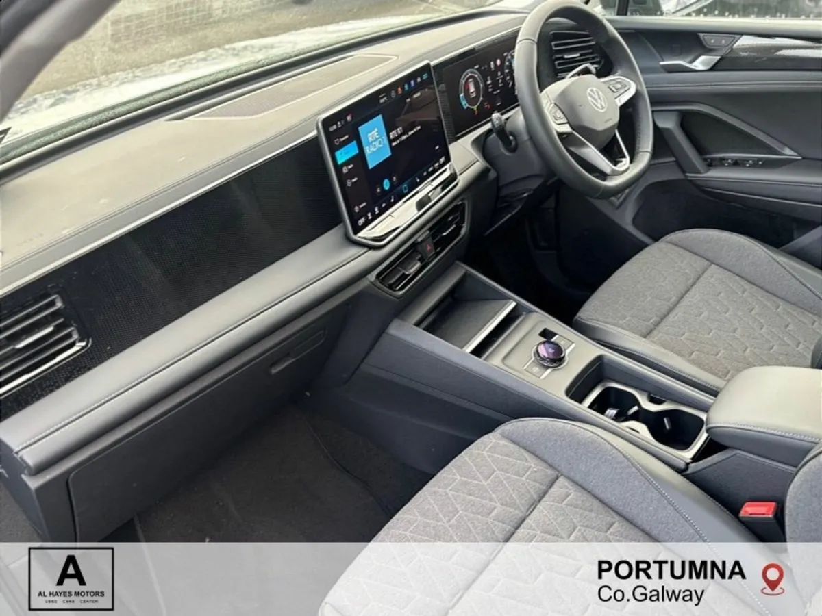 Volkswagen Tiguan AUTOMATIC EDITION 2.0TDI 150HP - Image 4