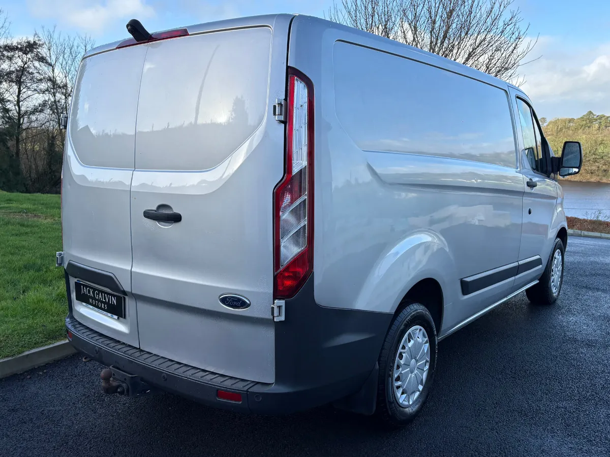 2015 Ford Transit Custom 2.2 Low KM - Image 4