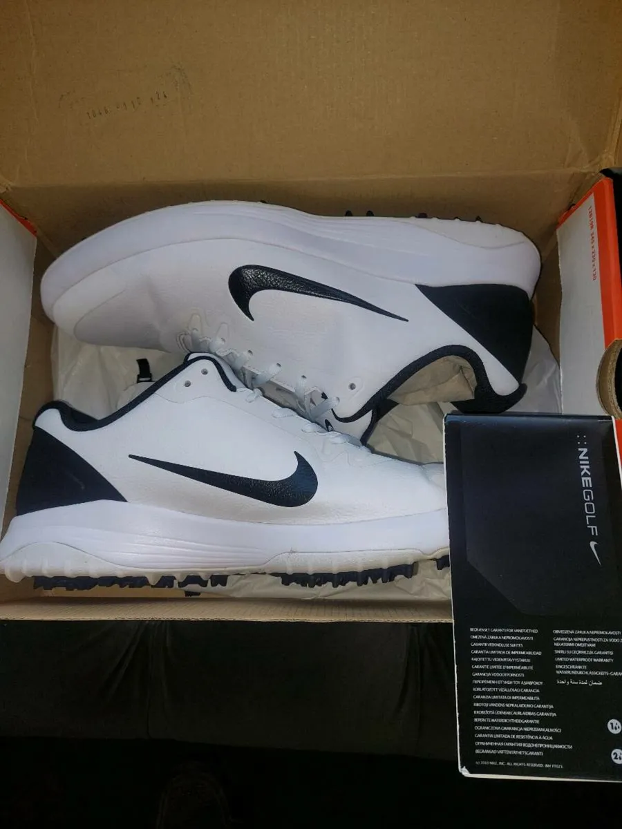 Nike golf shoes - Image 1