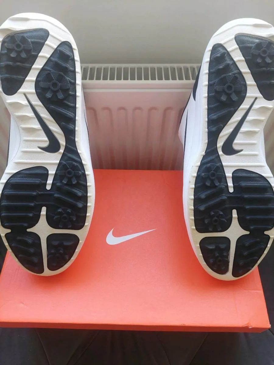 Nike golf shoes - Image 2