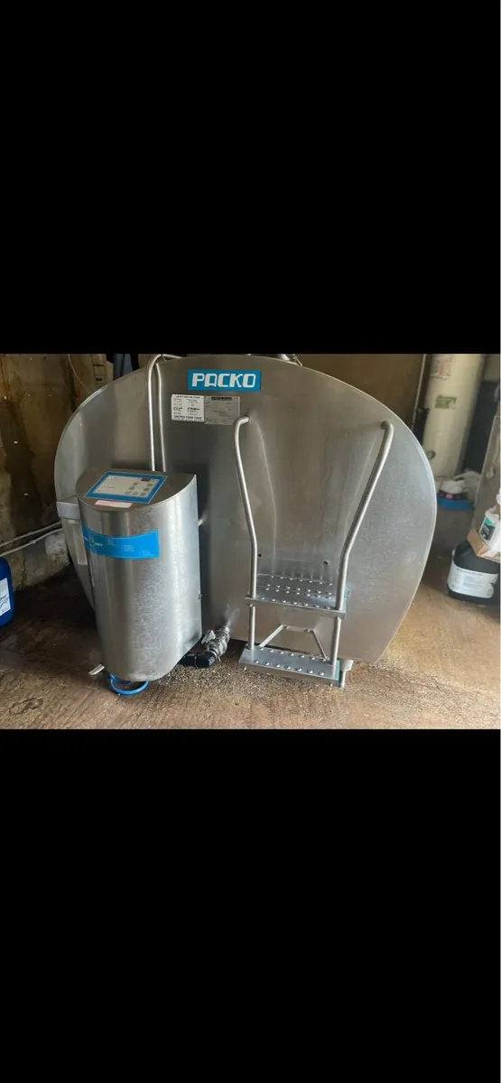 Milk Bulk Tank - Image 1