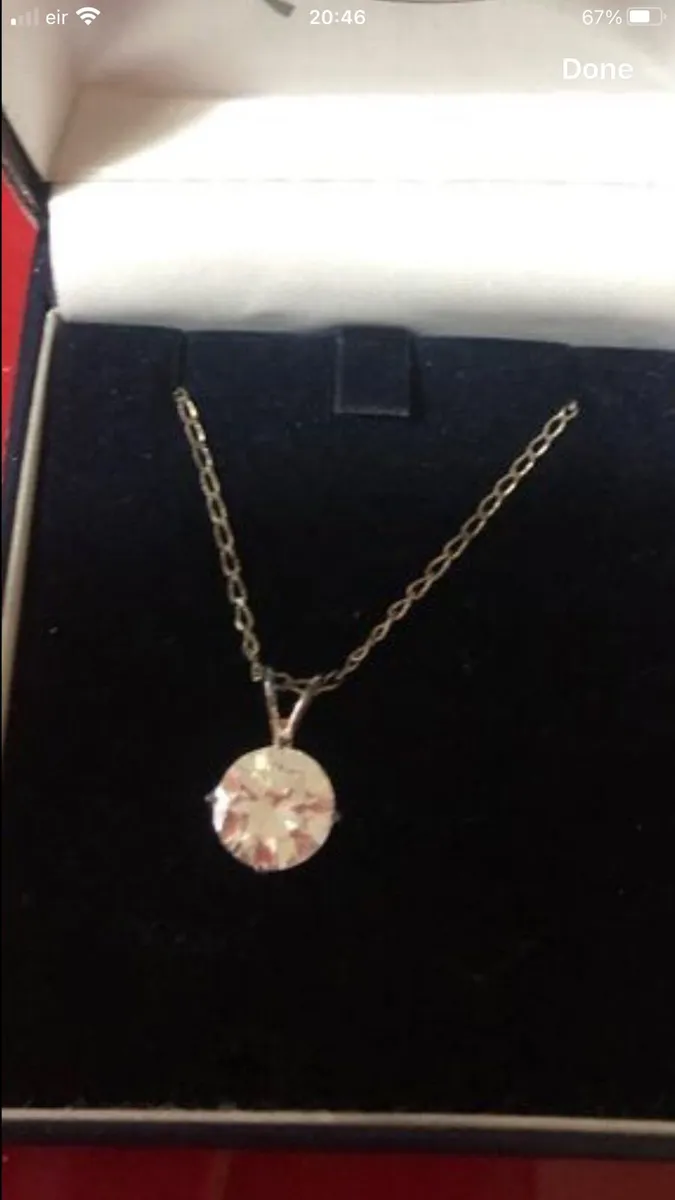 Ladies sliver necklace €25 - Image 3
