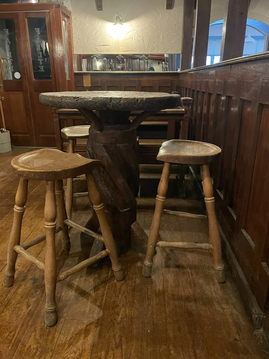 Bar furniture - Image 4