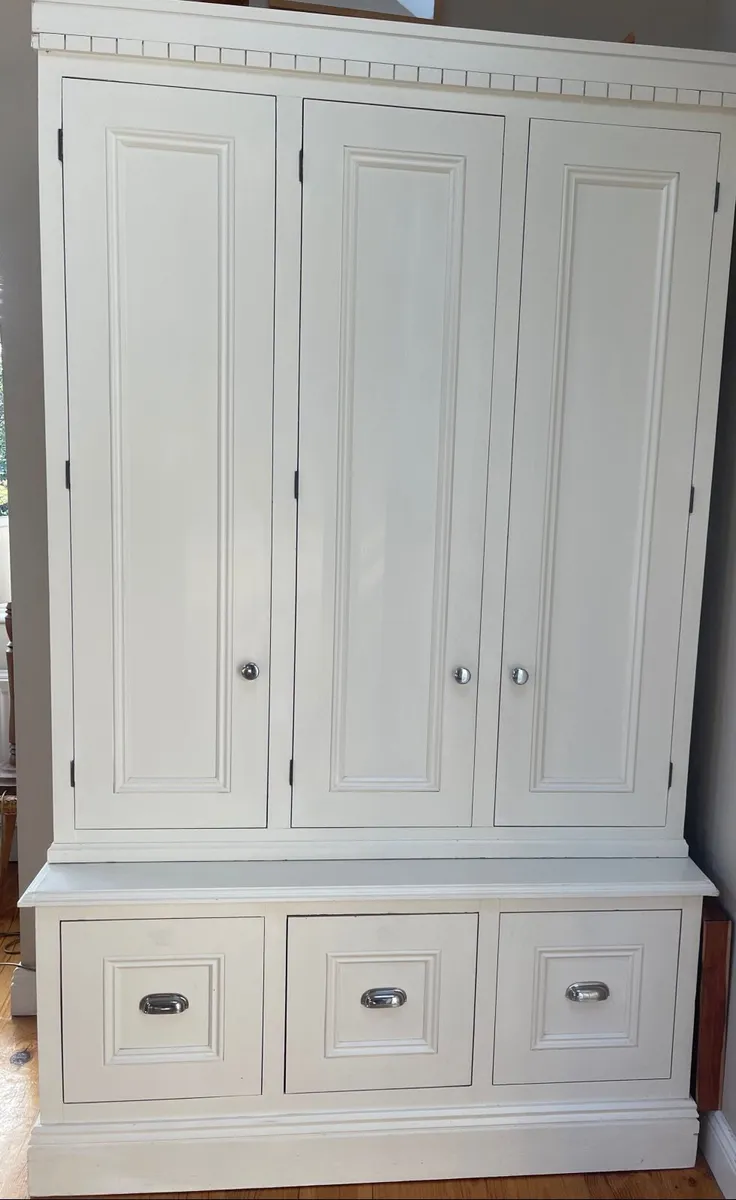 Large kitchen dresser /unit - Image 1