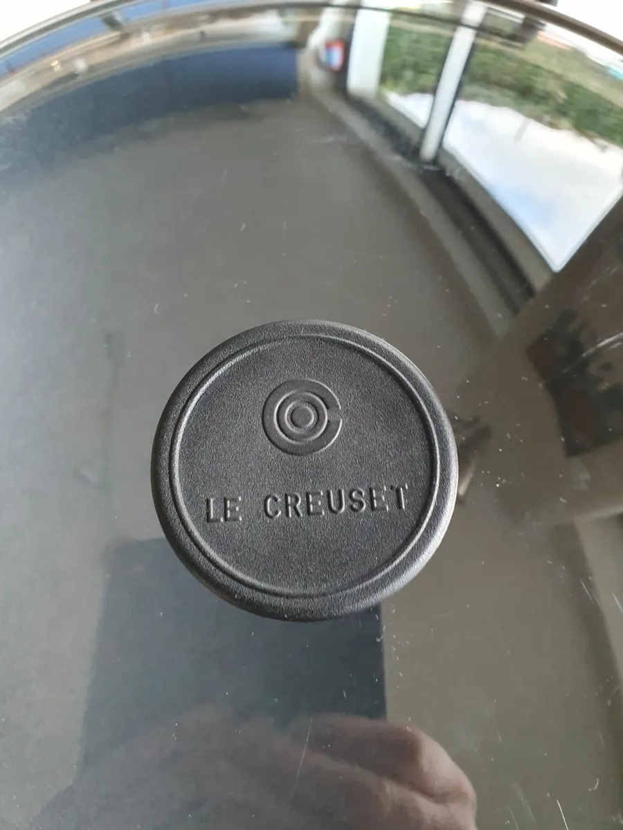 Le Creuset Wok - Image 3