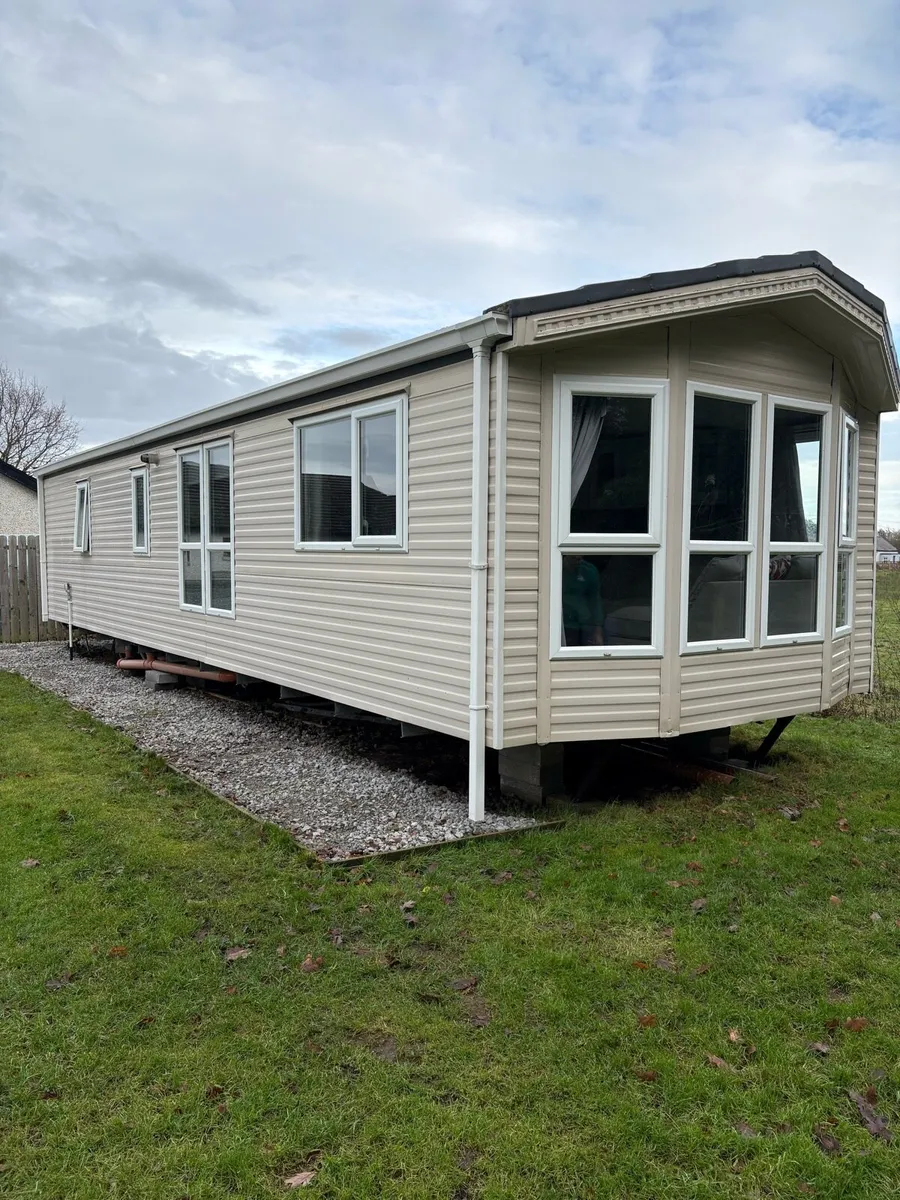 Mobile home - Image 1