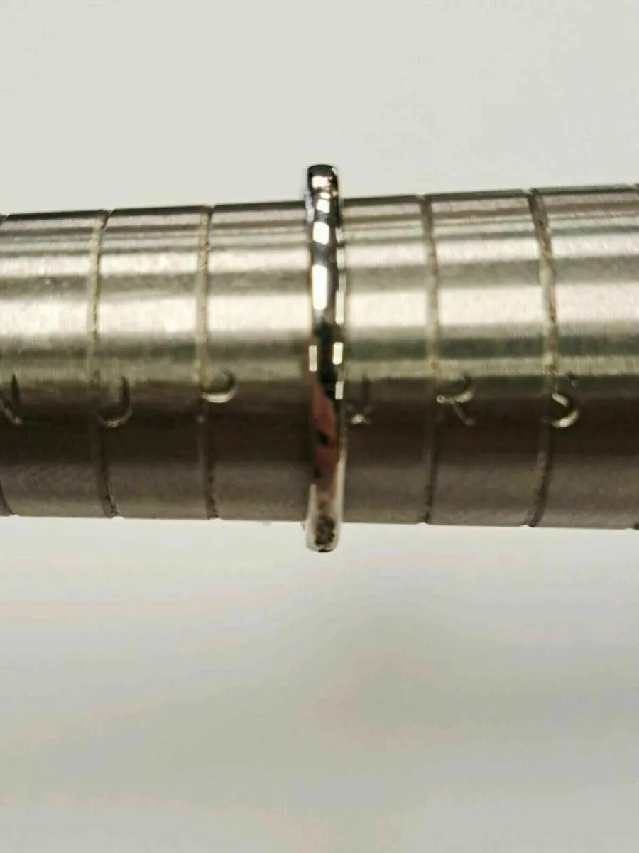 9K White Gold Diamond Ring 9CT - Image 2