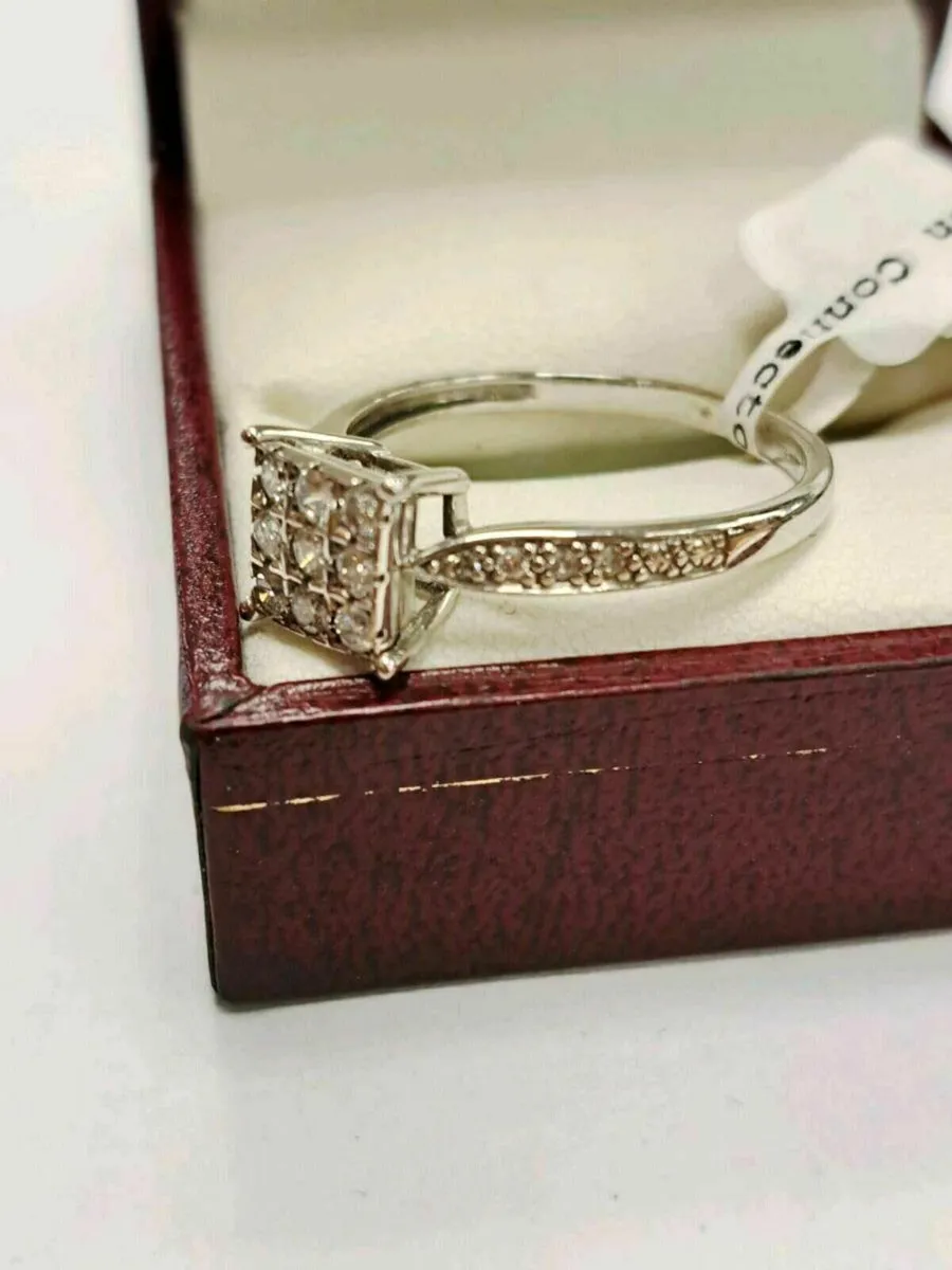 9K White Gold Diamond Ring 9CT - Image 3
