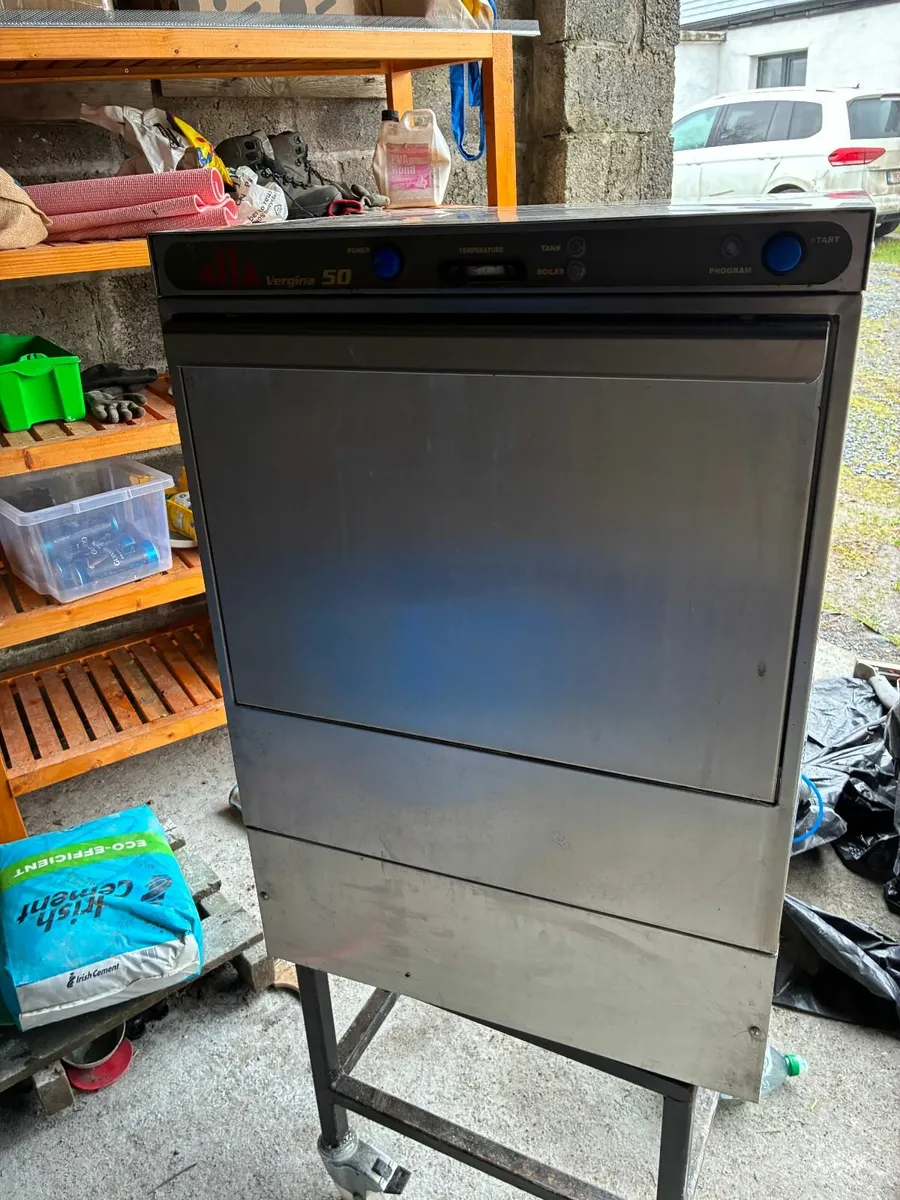 commercial dishwasher - Image 1