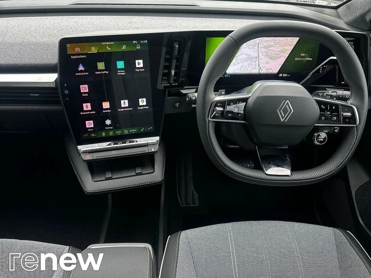 Renault Scenic Techno 87kWh 220hp - Image 2