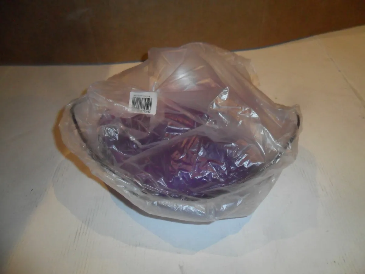 Tupperware clear serving bowl , purple - Image 4