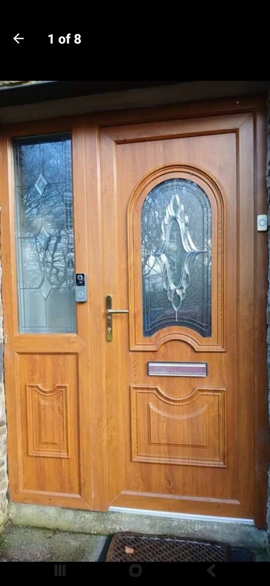 Front door with side panel - Image 1