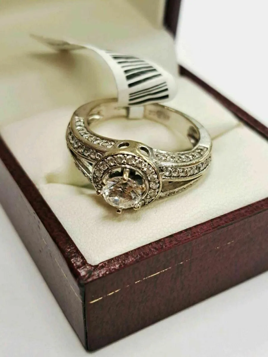 9K White Gold Ring 9CT - Image 1