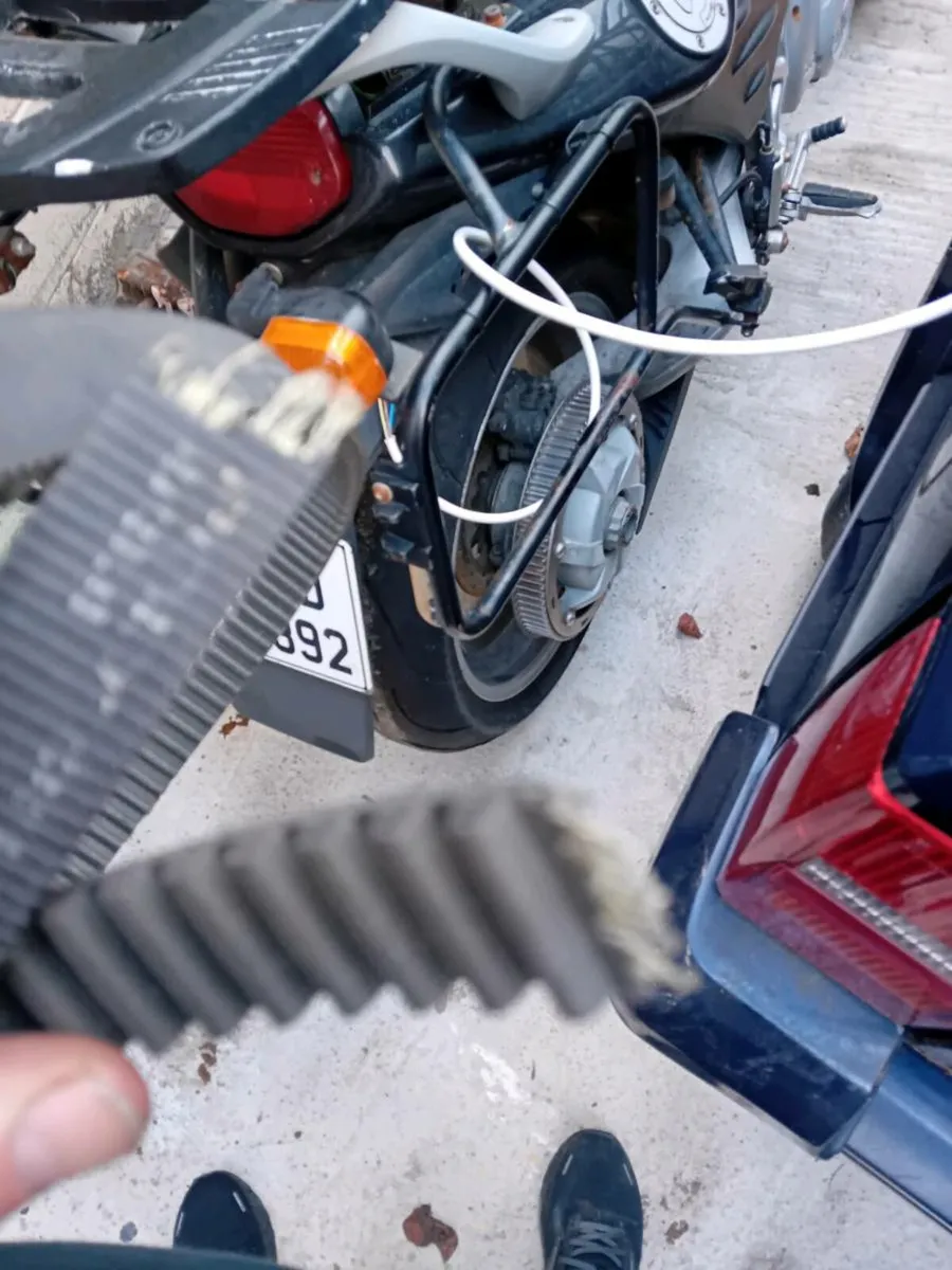 Bmw f650cs - Image 2