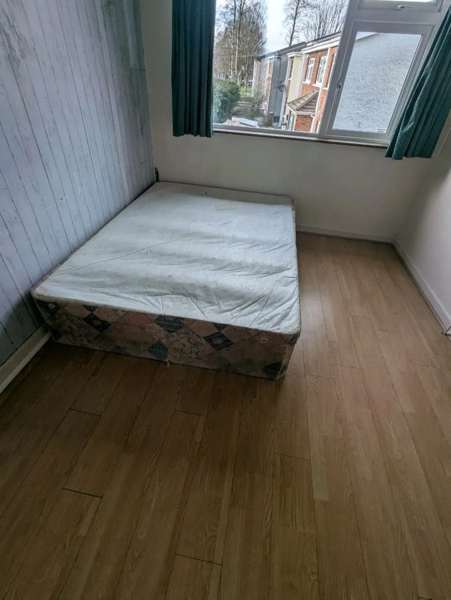 Double bed base only - Image 2