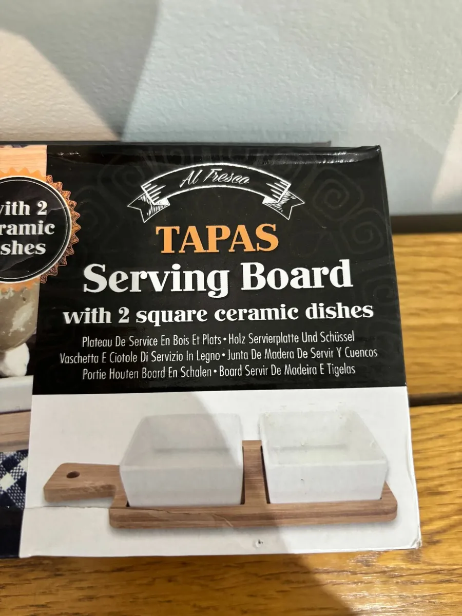 Tapas Serving board with 2 ceramic dishes (NEW) - Image 3