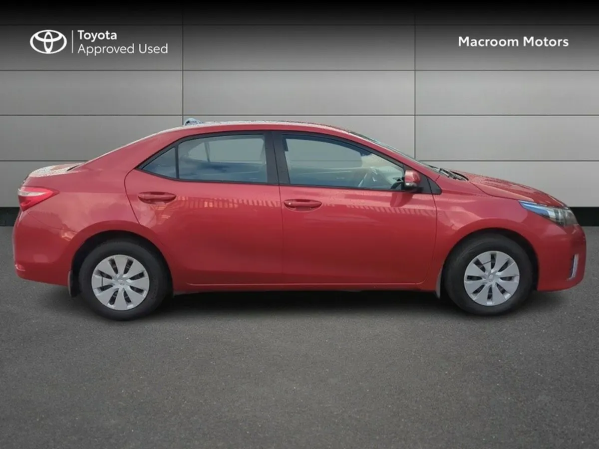 Toyota Corolla FRESH SELECTION OF TRADE-INS COROLL - Image 3