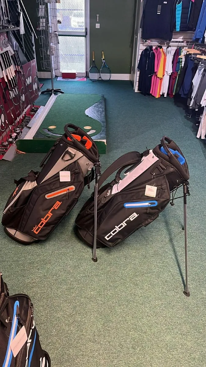 New Cobra Signature Stand BAG LAST 3 Only €145 - Image 2