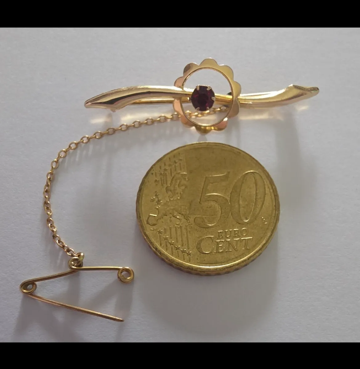 9ct gold Victorian brooch - Image 2