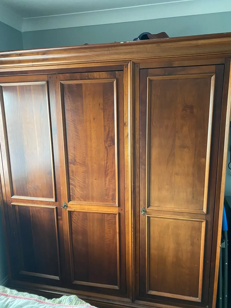 Mahogany wardrobe - Image 2