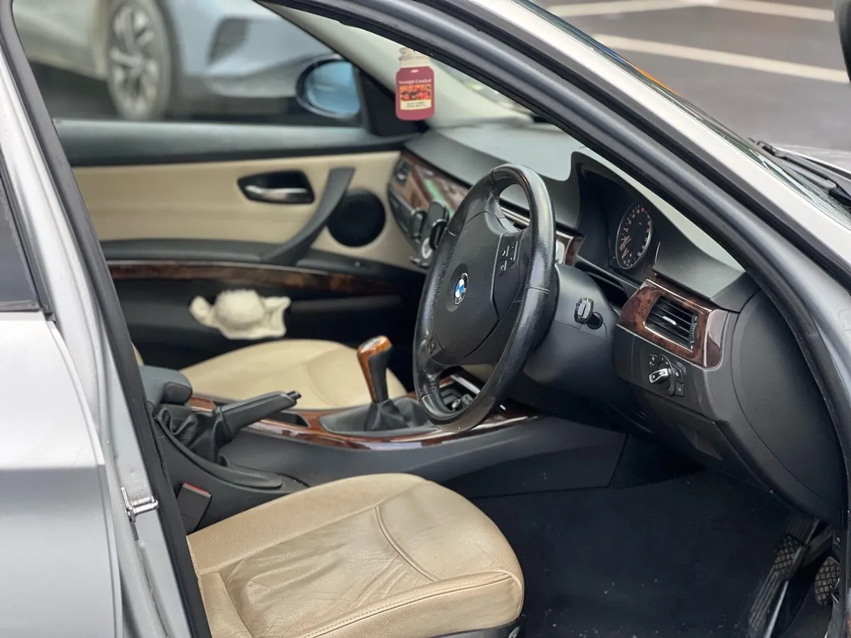 BMW 316I 2007 nct 05/26 - Image 2