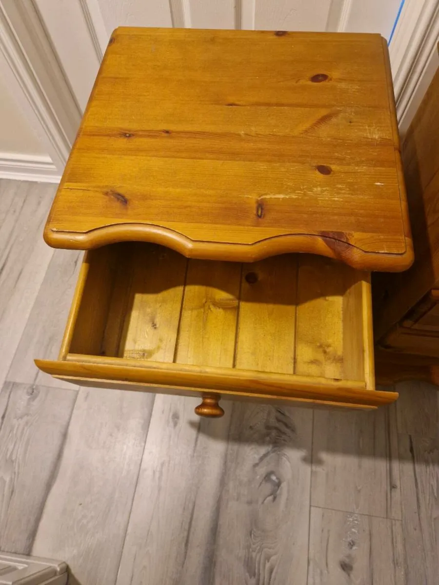 Pine bedside lockers - Image 4