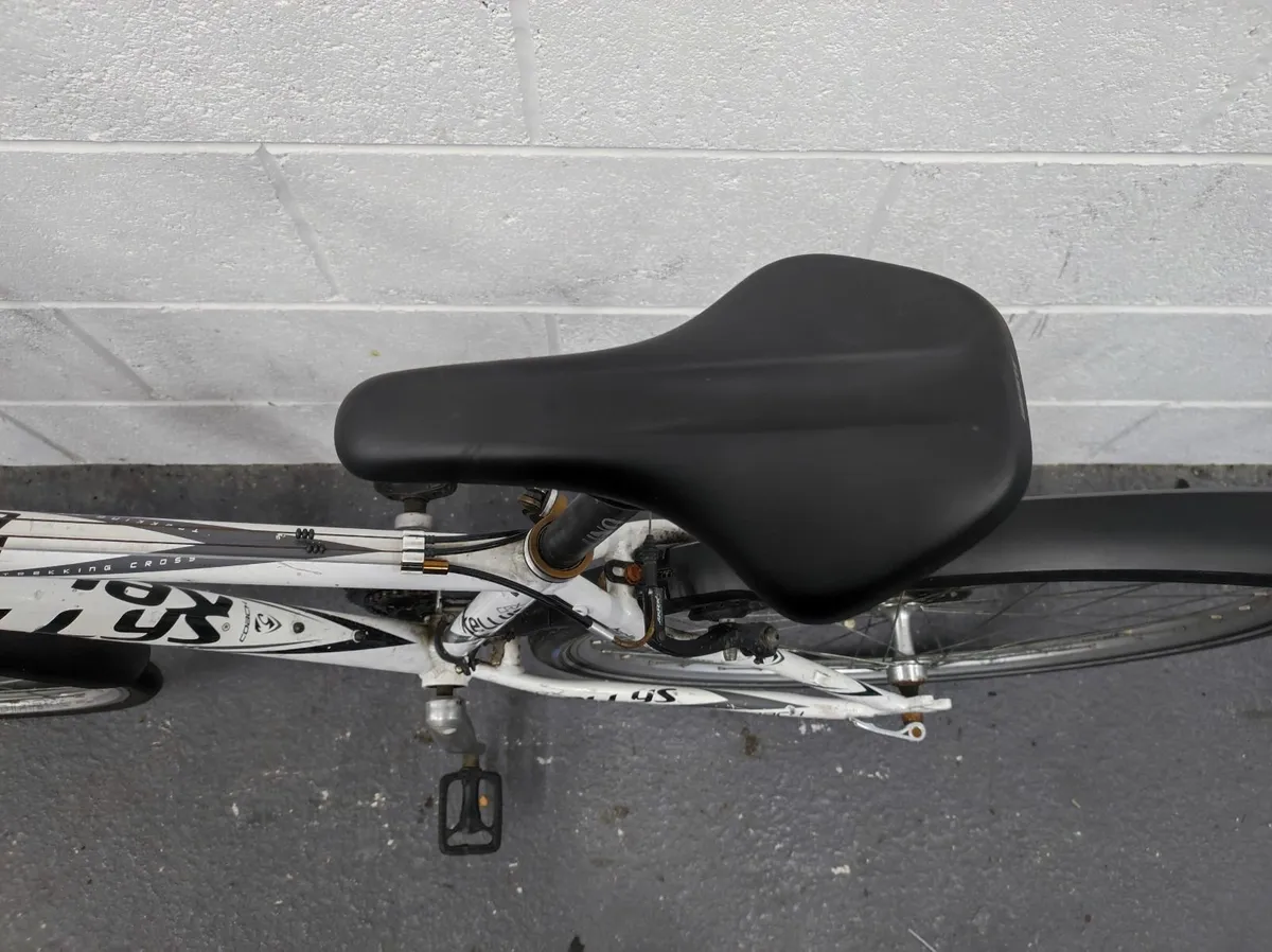 KELLYS  COACH  Bike - Image 4