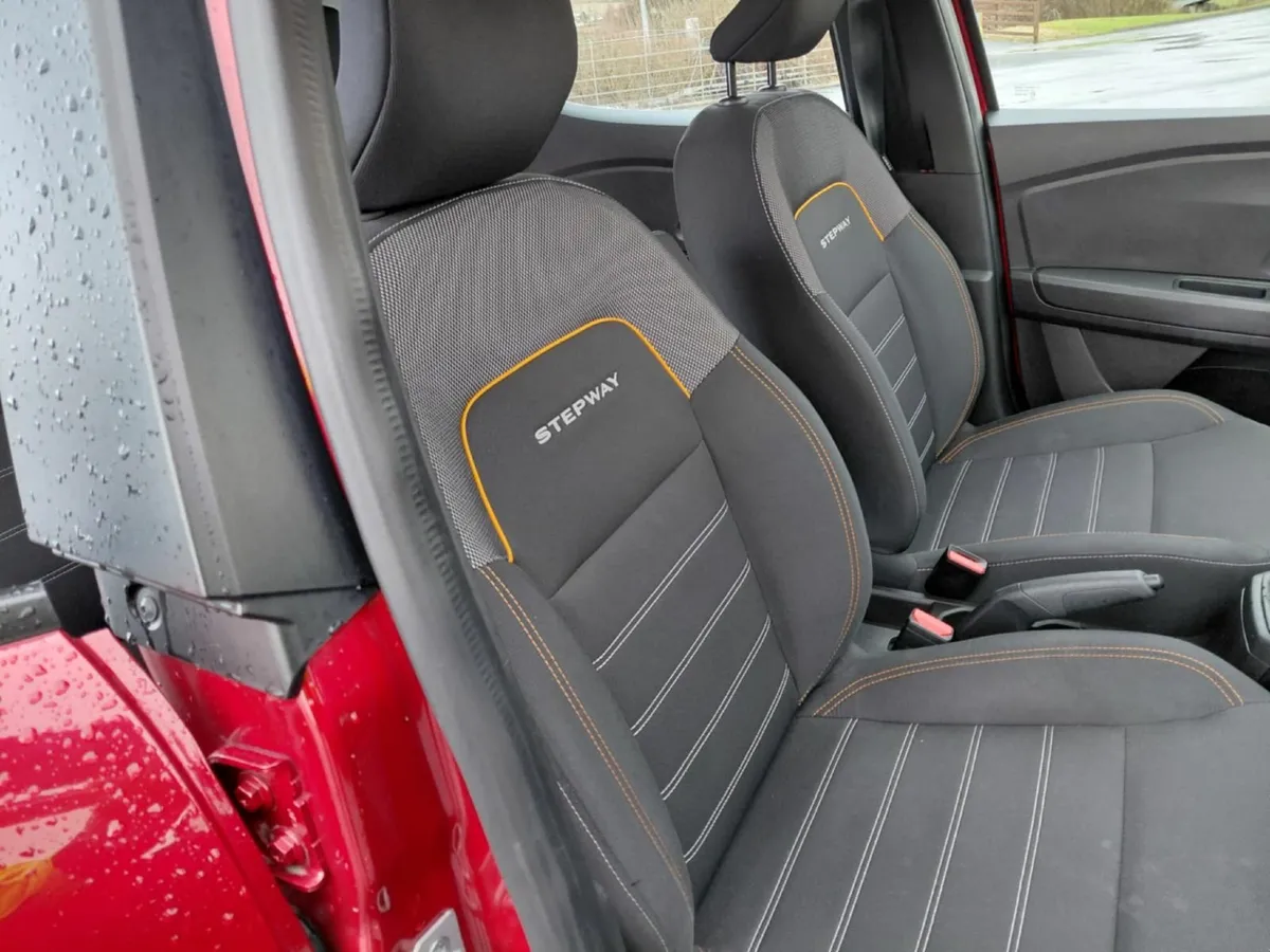 Sandero Stepway essential 2022 NCT  feb 28 - Image 2