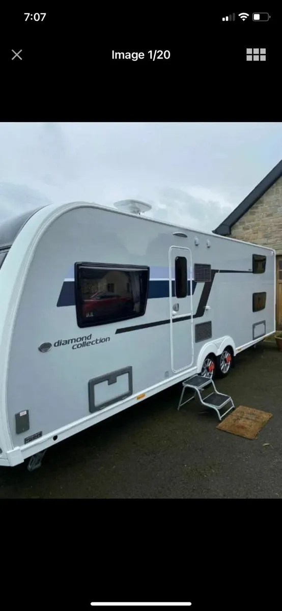 Stunning 6 Berth Diamond Collection Caravan - Image 1
