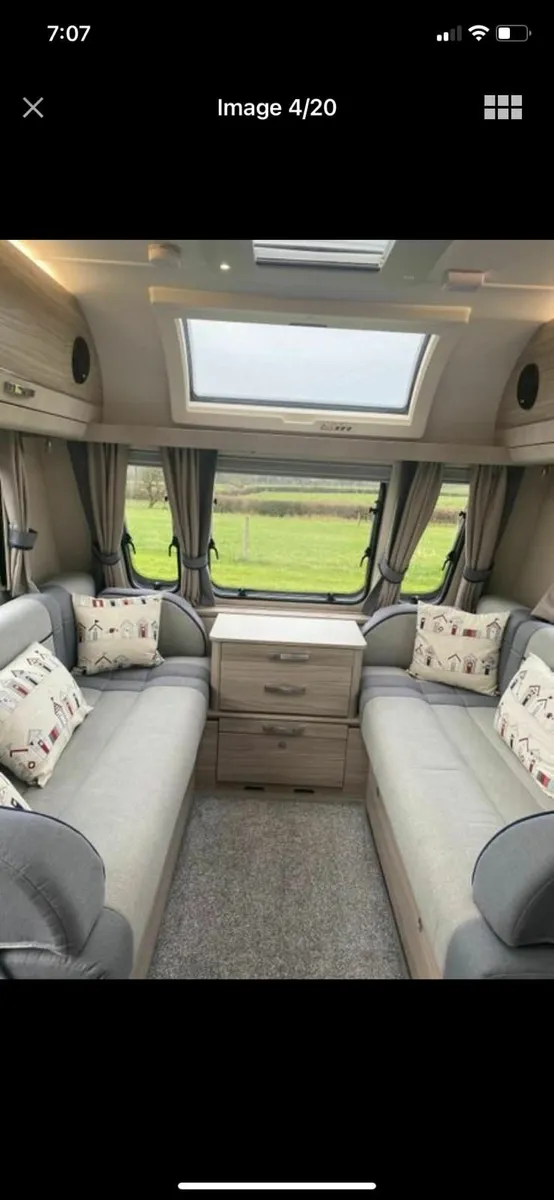 Stunning 6 Berth Diamond Collection Caravan - Image 2