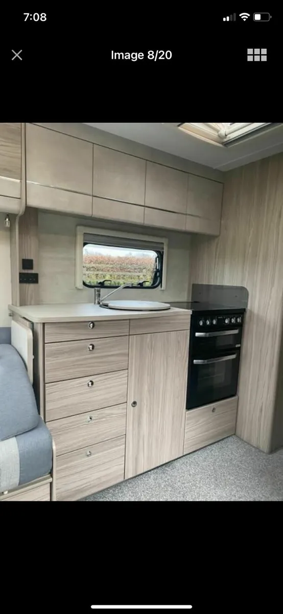 Stunning 6 Berth Diamond Collection Caravan - Image 4