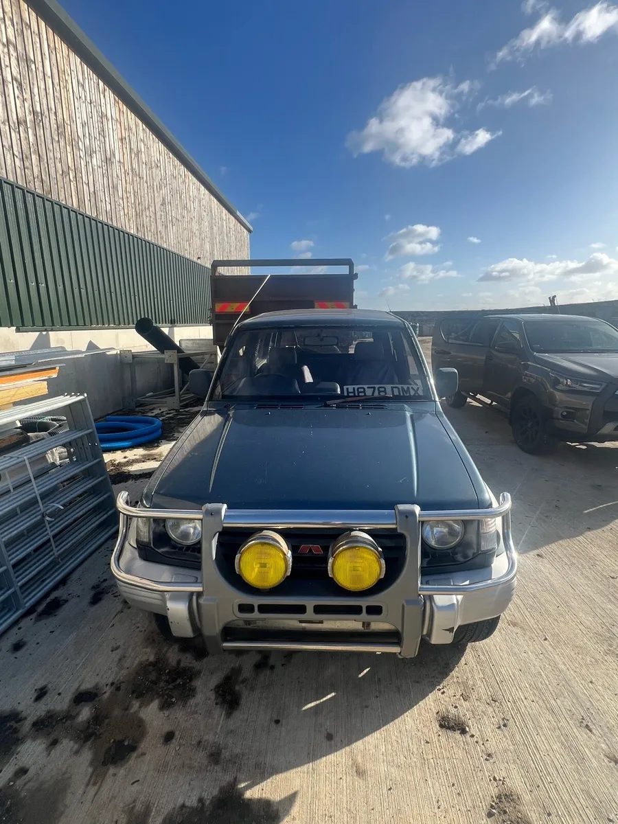 Mitsubishi Pajero - Image 1