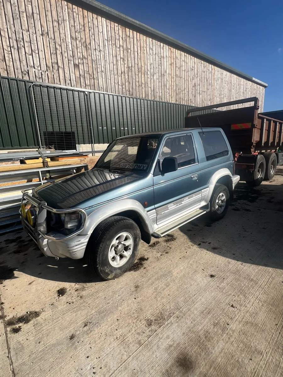 Mitsubishi Pajero - Image 3